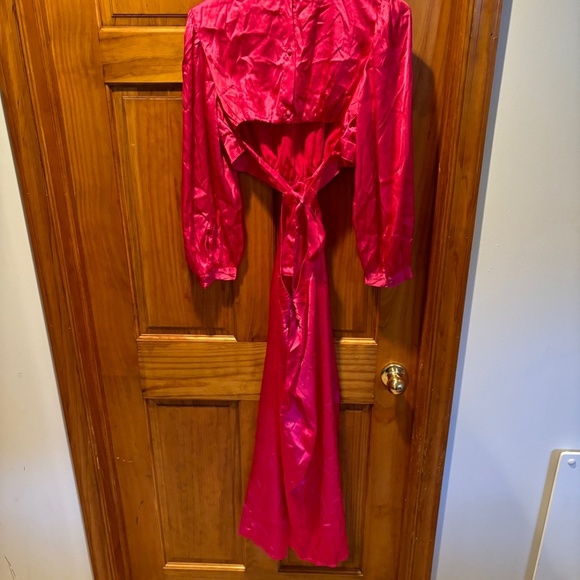 Rahi Cierra Cutout Satin Midi Dress Balloon Sleeves Fuchsia NWT - Picture 3 of 6